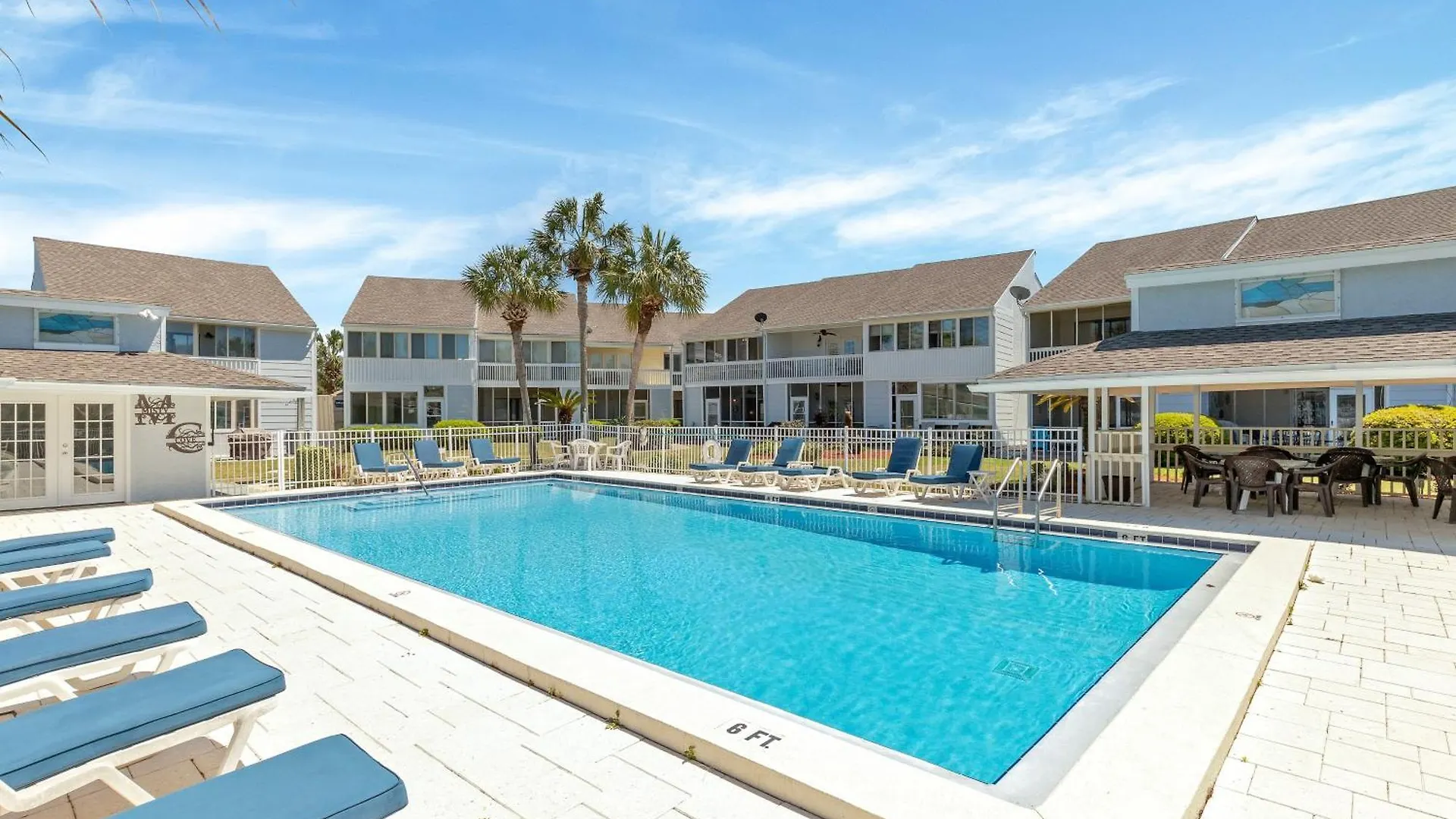 Sandpiper Cove 9125- By Holiday Isle Properties Destin