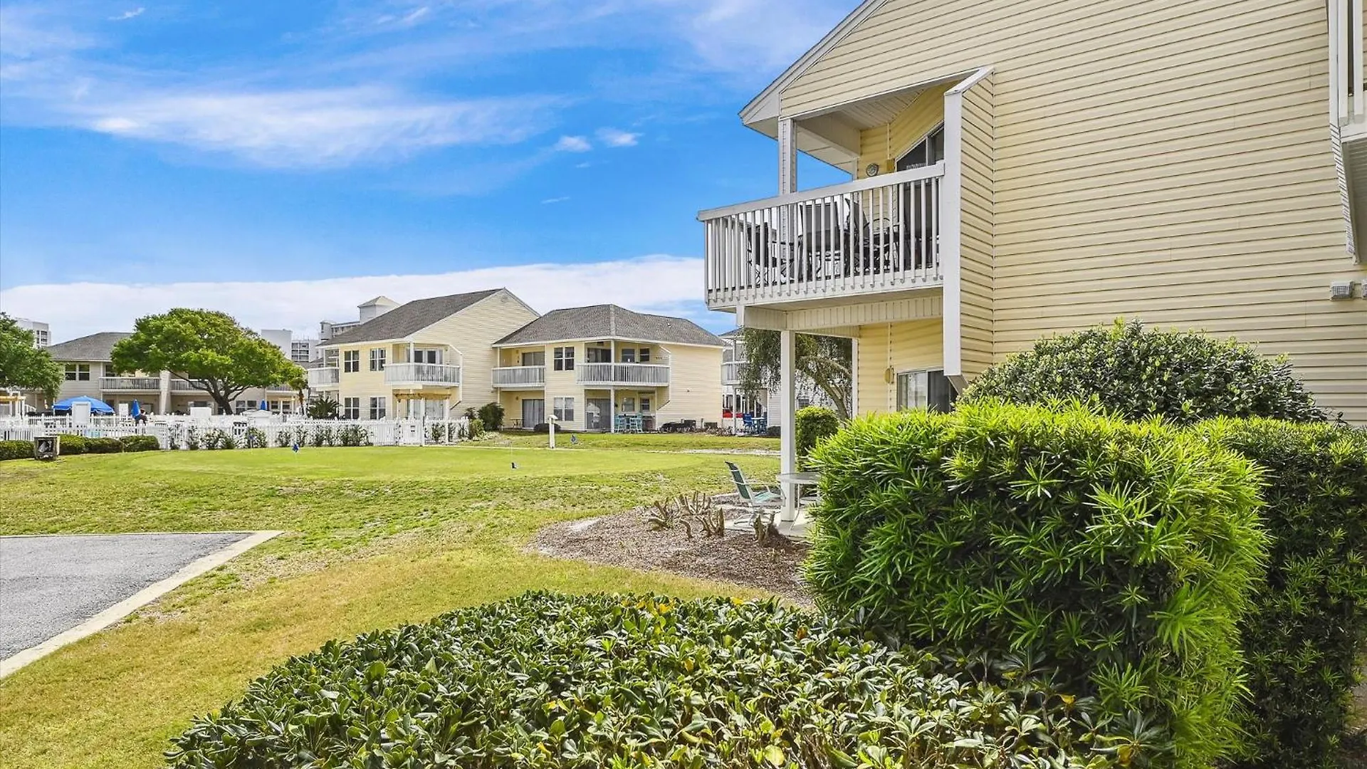 Apartment Sandpiper Cove 9125- By Holiday Isle Properties Destin