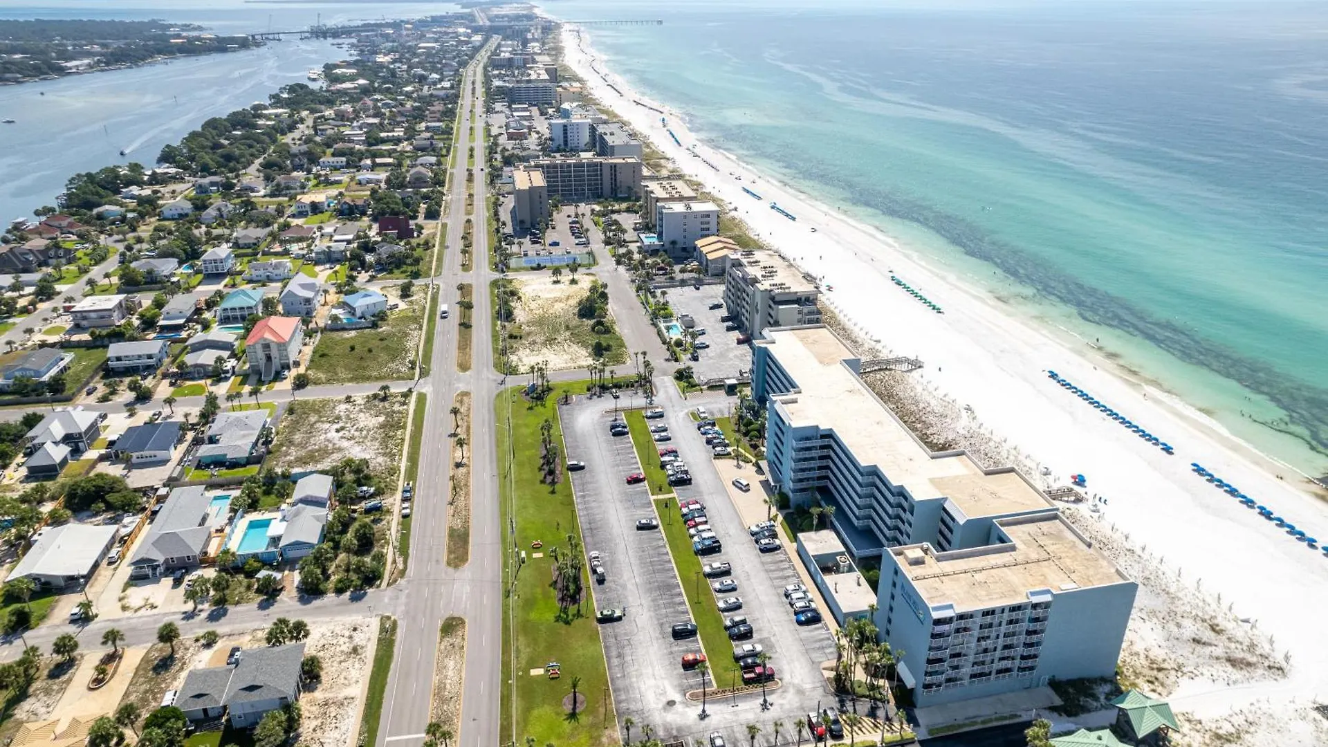 Apartment Sandpiper Cove 9125- By Holiday Isle Properties Destin