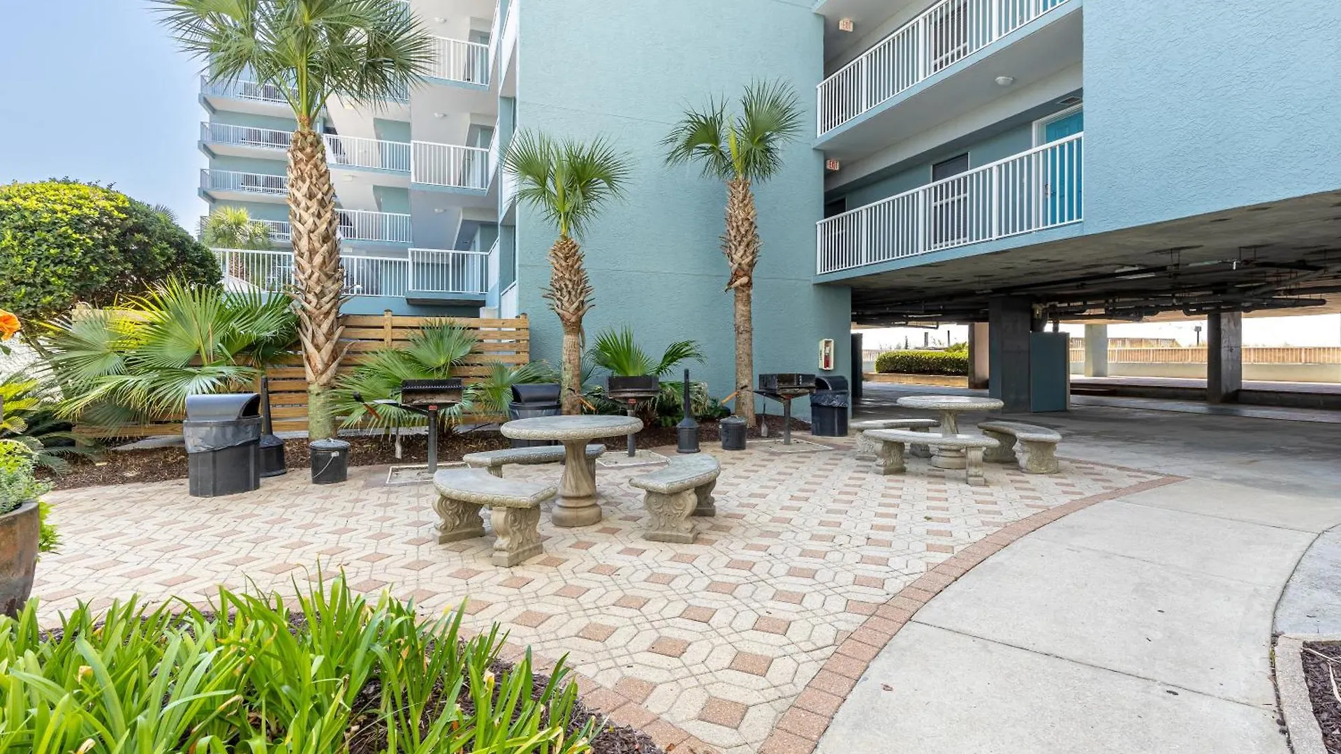 Sandpiper Cove 9125- By Holiday Isle Properties Destin